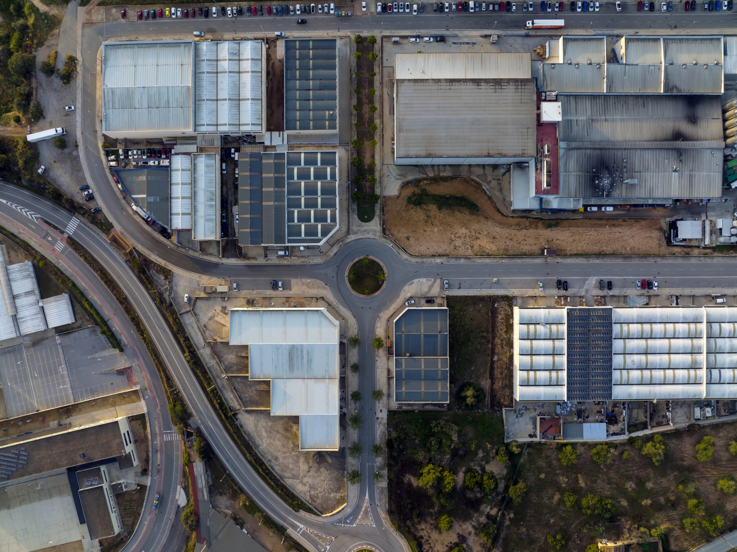 Impacto de decisiones estratégicas en un proyecto empresarial