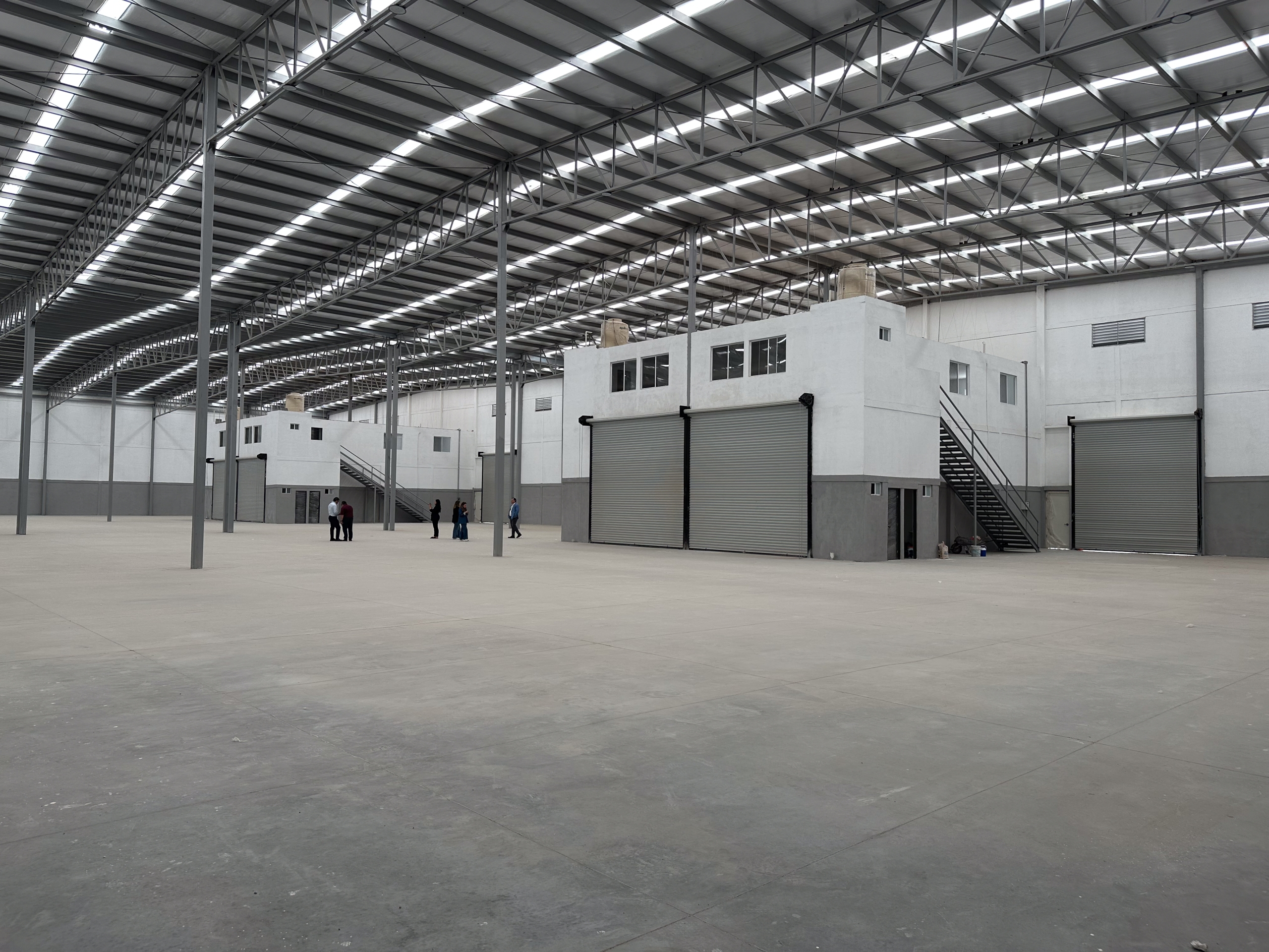 bodega industrial en Santa Catarina por Trasciende, desarrollos industriales eficientes